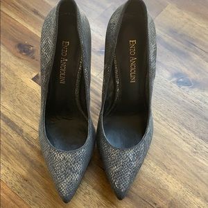 Enzo Angiolini snake print pumps